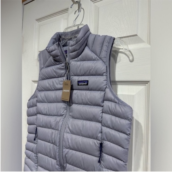 Patagonia Women's XL Down Sweater Vest Puffer Puff Herring Grey Purple NWT - Picture 2 of 10